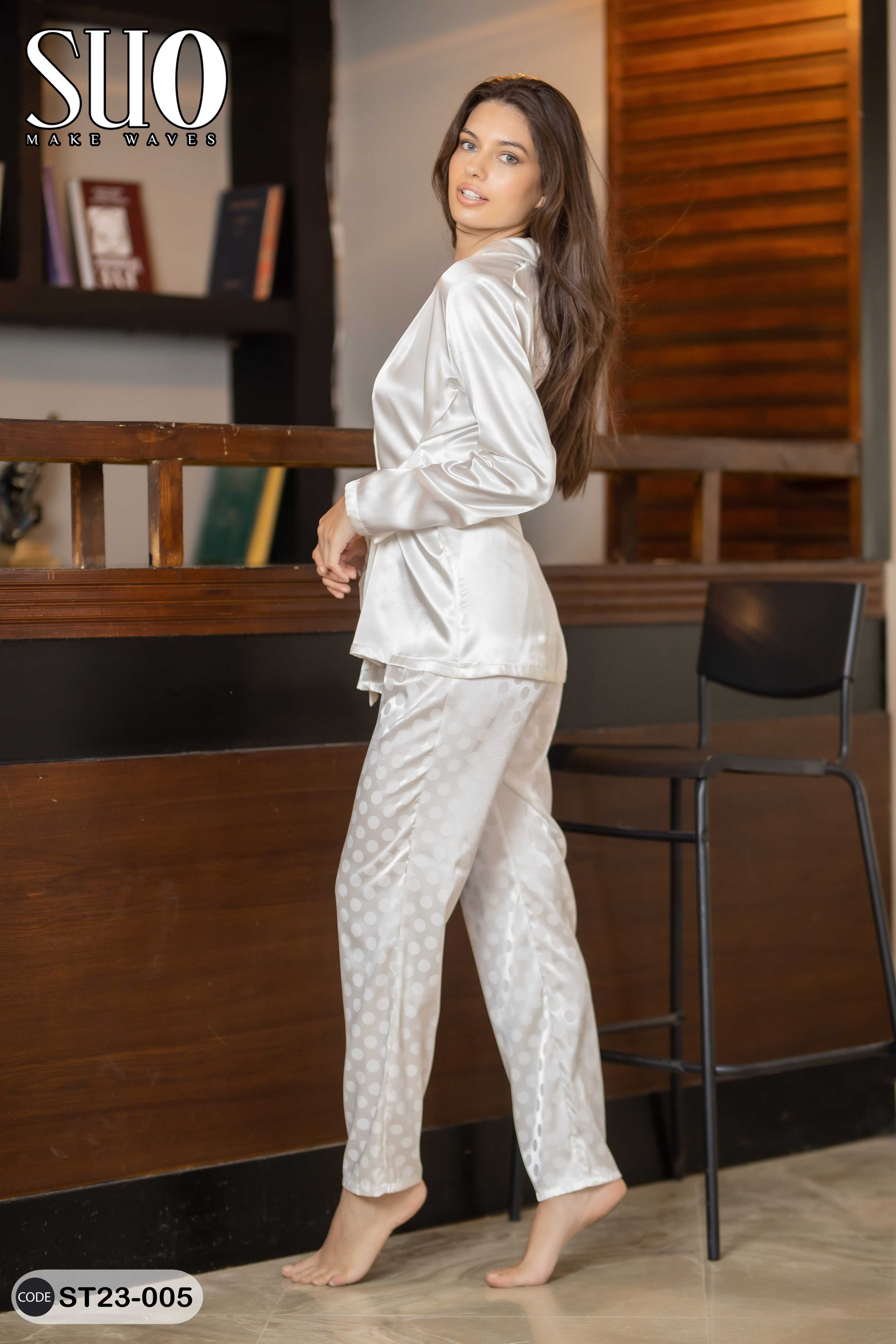 ST23-004-بورجوندي